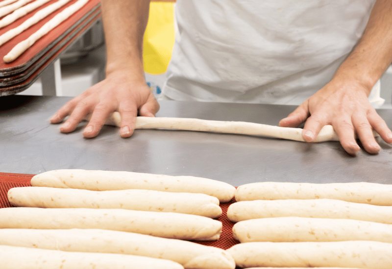 Colines de Pan largos artesanos blancos. Caja 10 Uds.